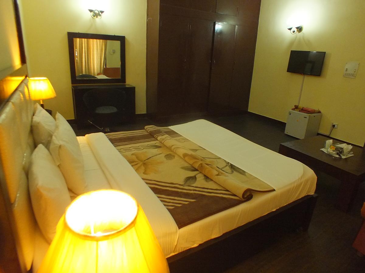 Capetown Guest House İslamabad Dış mekan fotoğraf